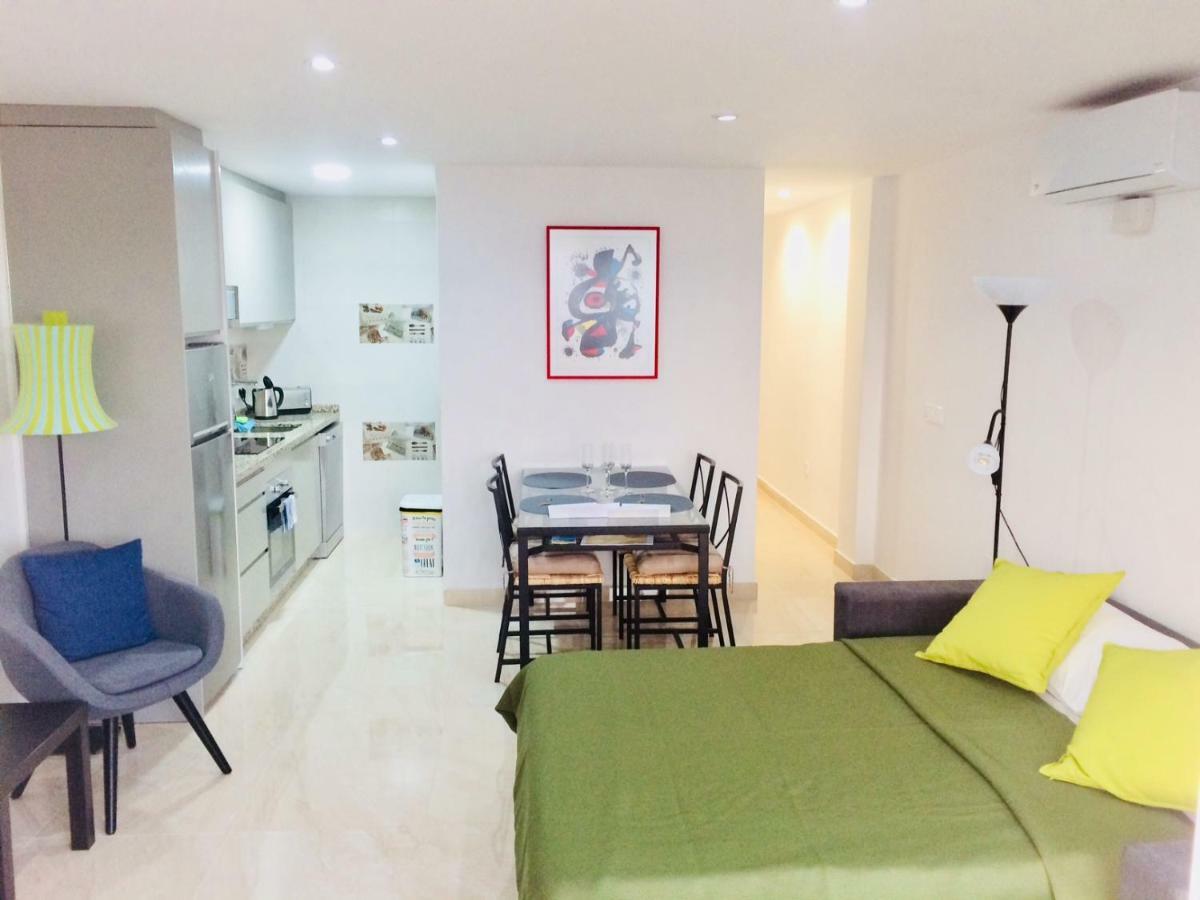 R&E Apartments Τορρεμολίνος Εξωτερικό φωτογραφία