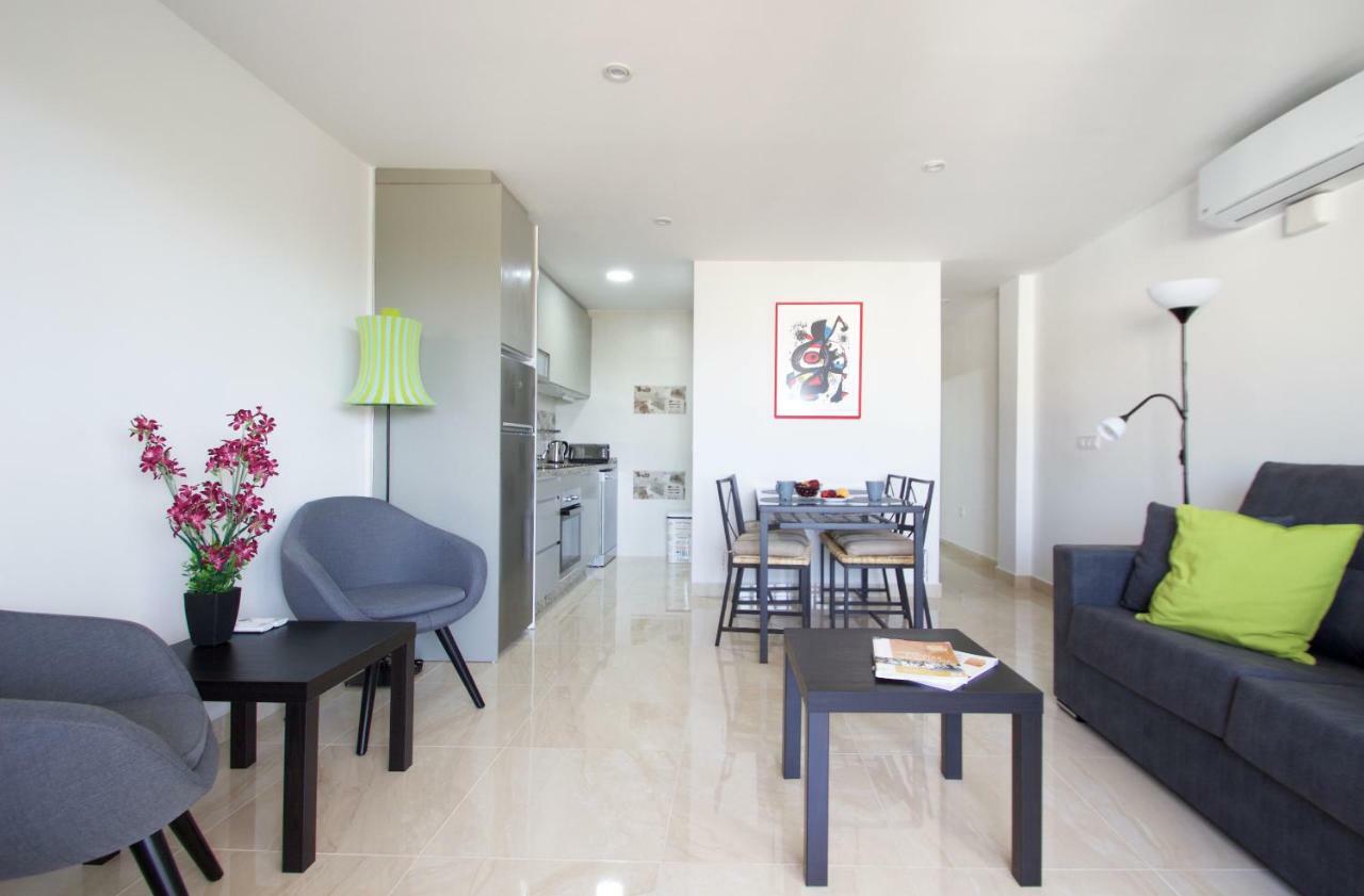 R&E Apartments Τορρεμολίνος Εξωτερικό φωτογραφία